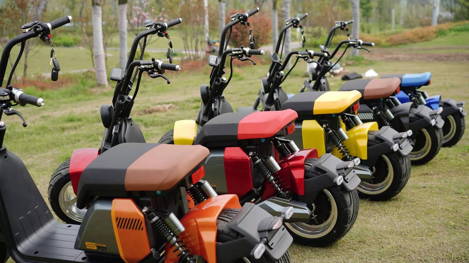 all colors sport 701 electric vehicle South Africa electric scooter electric motorbike EV SA Eleksa